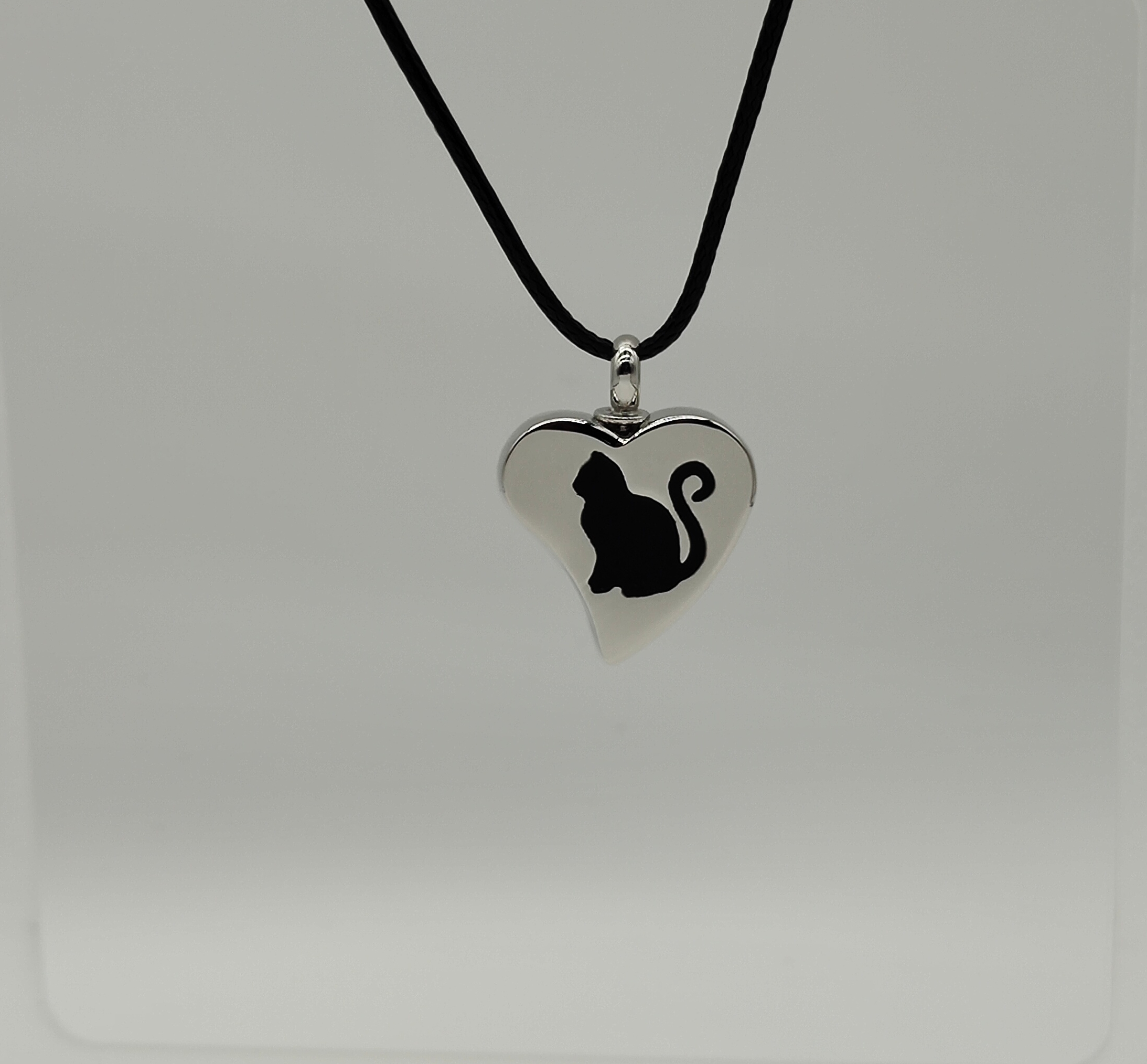 NL-8 Collar Corazón Gato